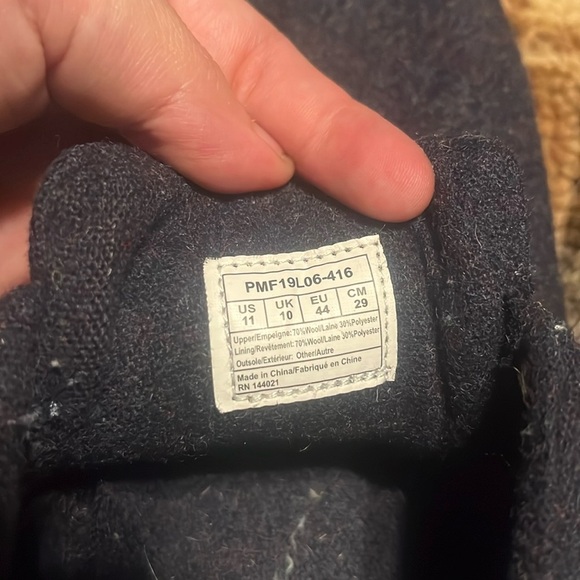 Pendleton Wool Navy Blue Sneakers Men’s Size 11 Water Resistant - Picture 8 of 10